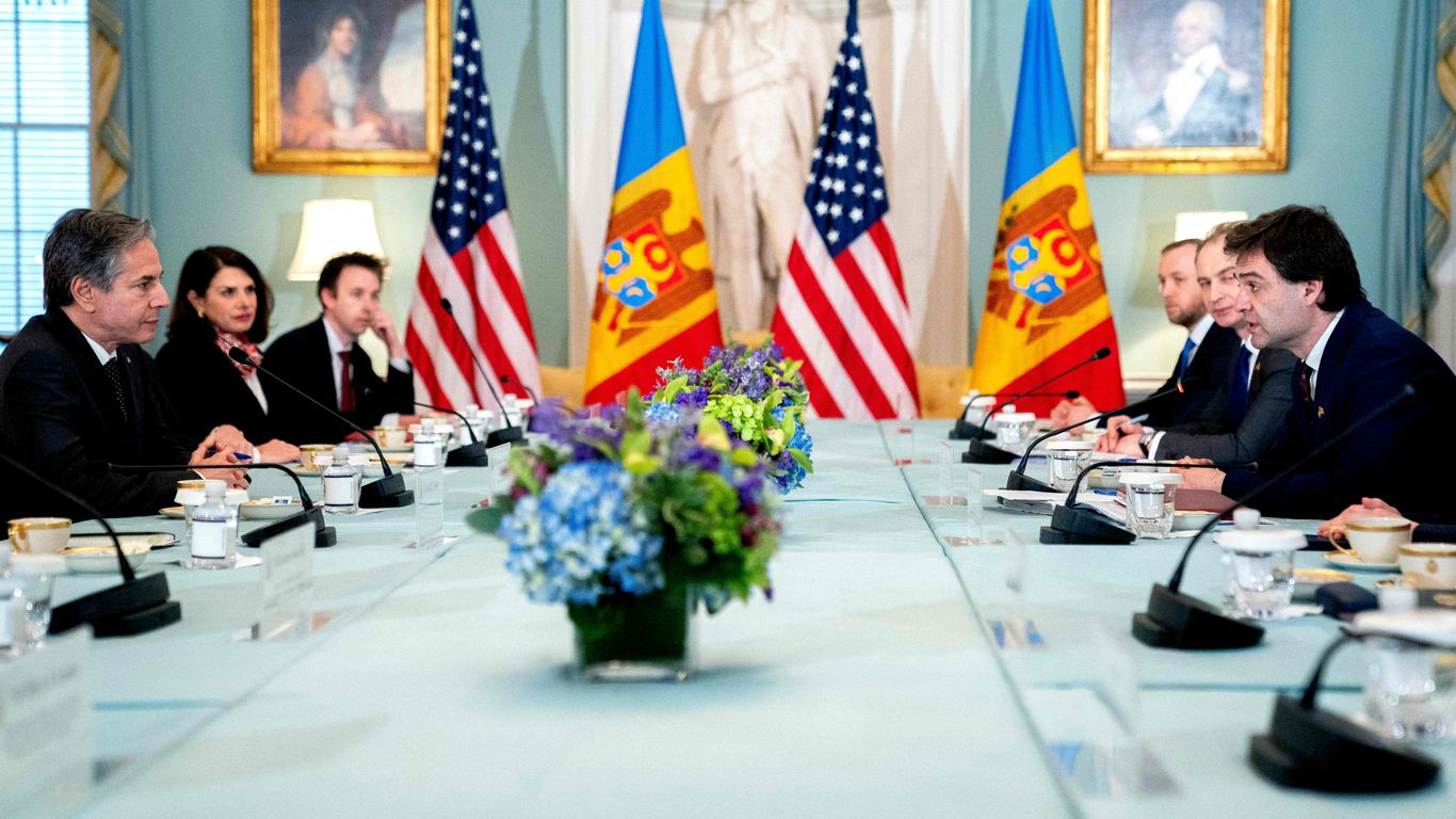 Ukraine&rsquo;s &ldquo;most fragile&rdquo; neighbor welcomes Western wake-up call