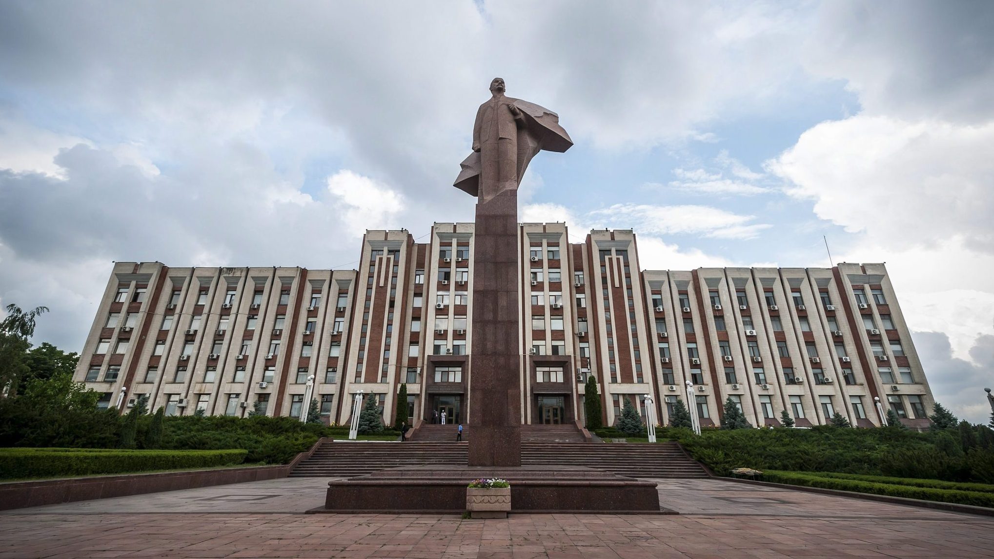 What If? Mulling the &lsquo;Financial Shock&rsquo; to Moldova of Reintegrating Transnistria